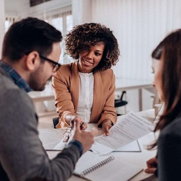 Exploring The Risks and Benefits Of Easy Approval Loans