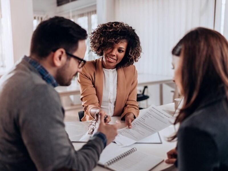 Exploring The Risks and Benefits Of Easy Approval Loans