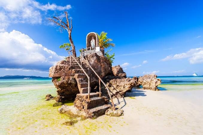 find Boracay flights on Traveloka